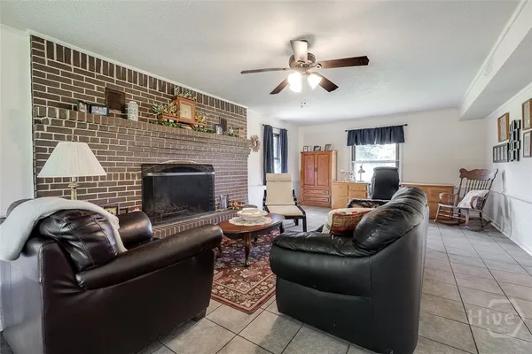 $380,000 | 388 White Hill Road, Sylvania, GA 30467