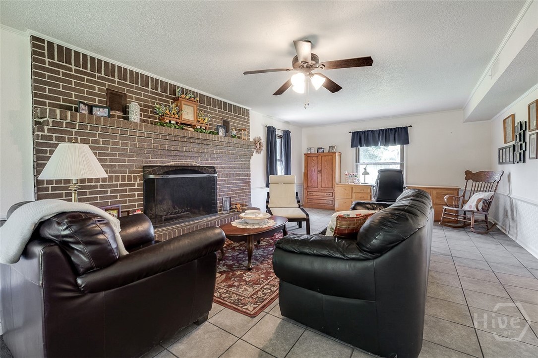 388 White Hill Road Sylvania, GA 30467 - Photo 5 of 27