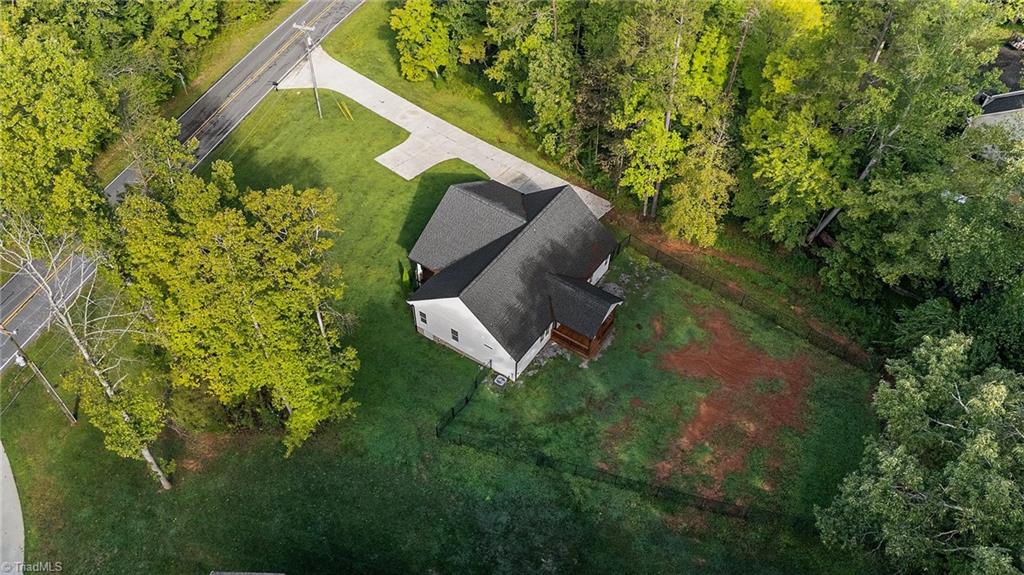 422 Brown Road King, NC 27021 - Photo 4 of 50