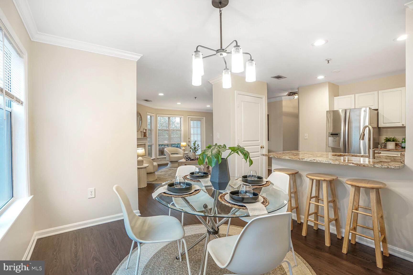 5575 Seminary Road, Unit 213 Falls Church, VA 22041 - Photo 17 of 77 Dine in Style! Entertain in Style!