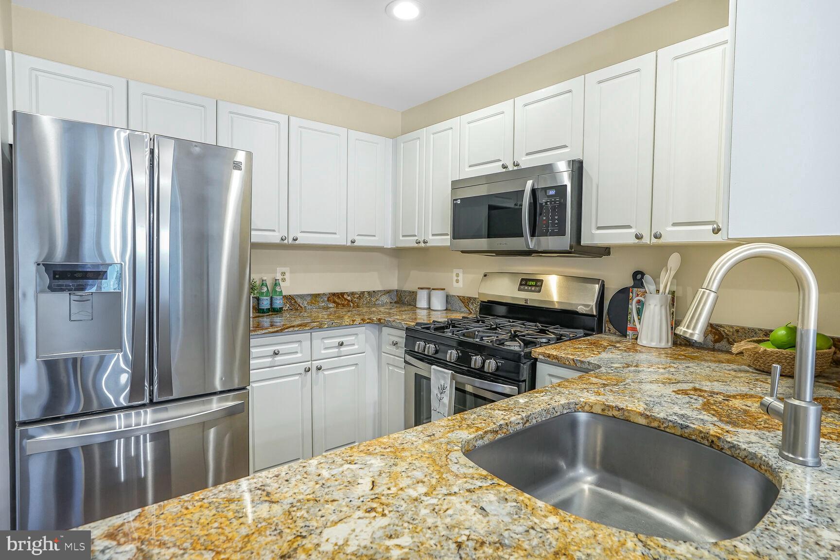5575 Seminary Road, Unit 213 Falls Church, VA 22041 - Photo 20 of 77 Stainless Steel Appliances and Gas Cooking!