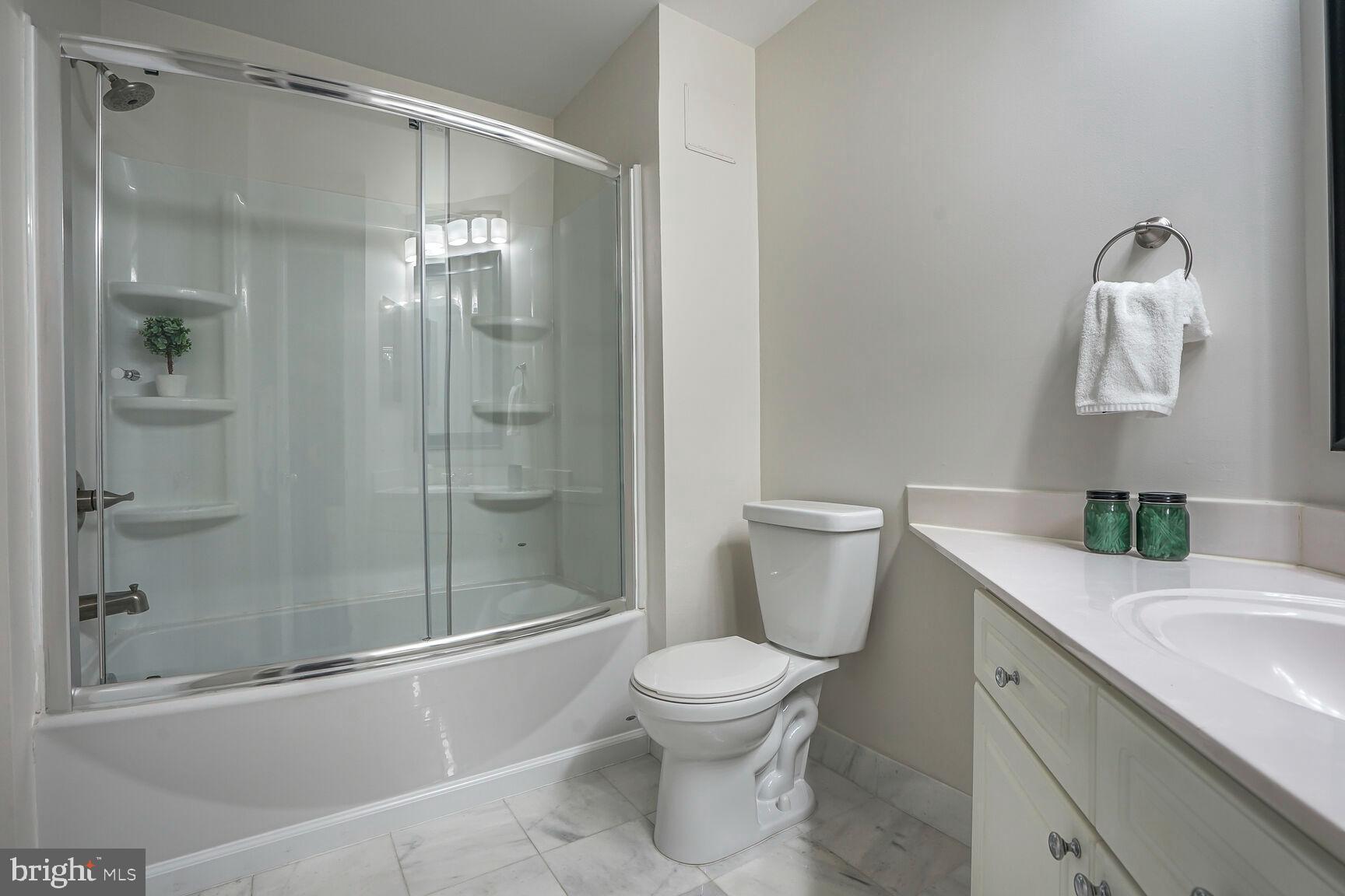 5575 Seminary Road, Unit 213 Falls Church, VA 22041 - Photo 32 of 77 Primary Bathroom - Shower/Tub Combo w/ Shelving!