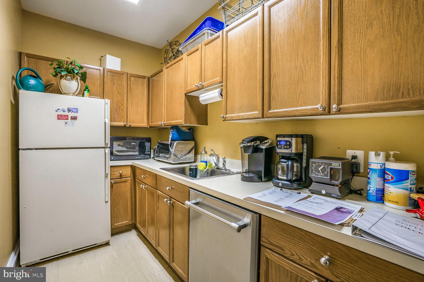 5575 Seminary Road, Unit 213 Falls Church, VA 22041 - Photo 61 of 77 Caterer's Kitchen in Community Club House!