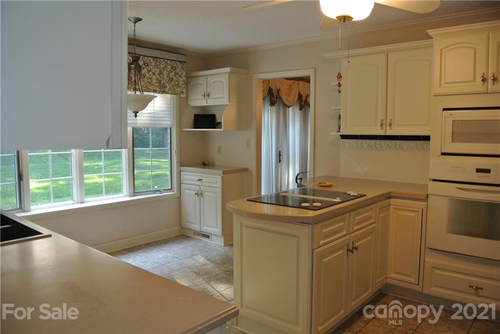348 Ivy Drive Rutherfordton, NC 28139 - Photo 11 of 13 Gallery Image 11