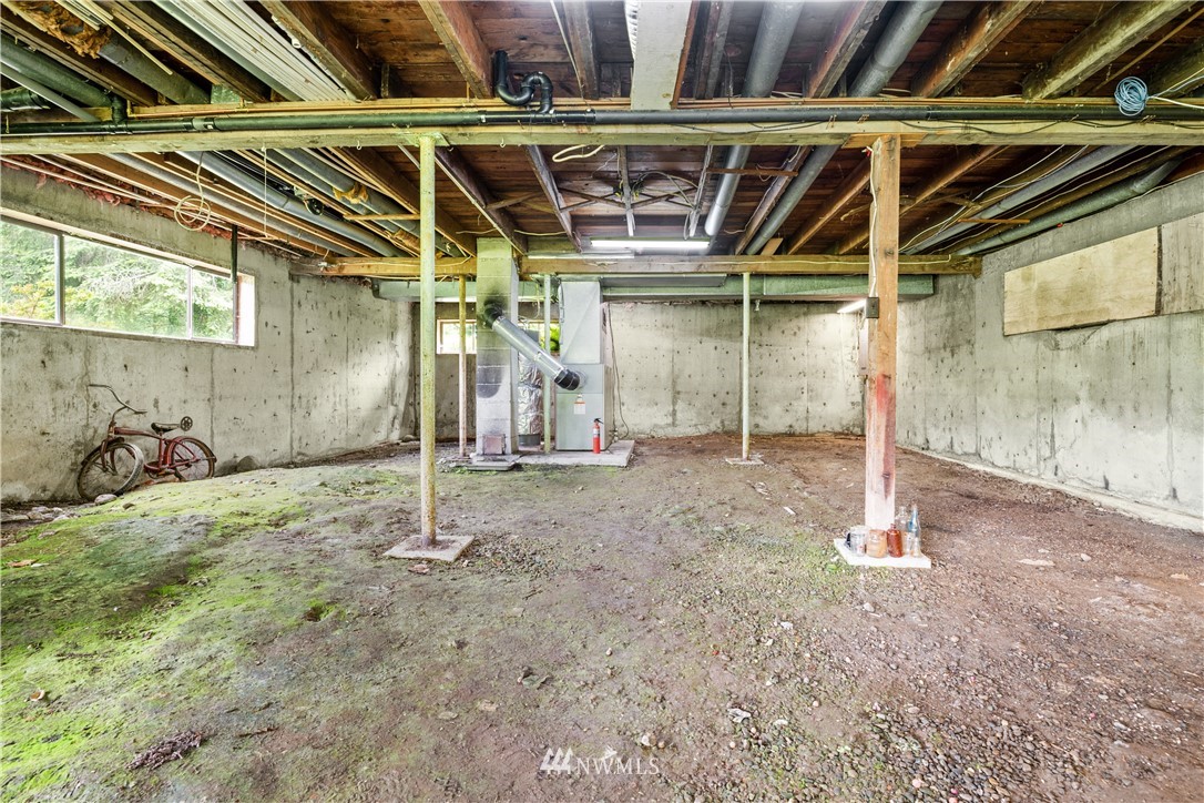 16825 Three Lakes Road Snohomish, WA 98290 - Photo 30 of 32 a view of under construction room and staircase