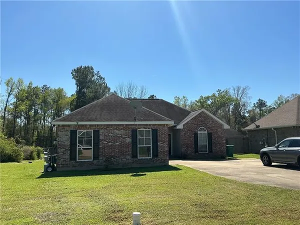 $1,750 | 18852 Mackie Court, Ponchatoula, LA 70454