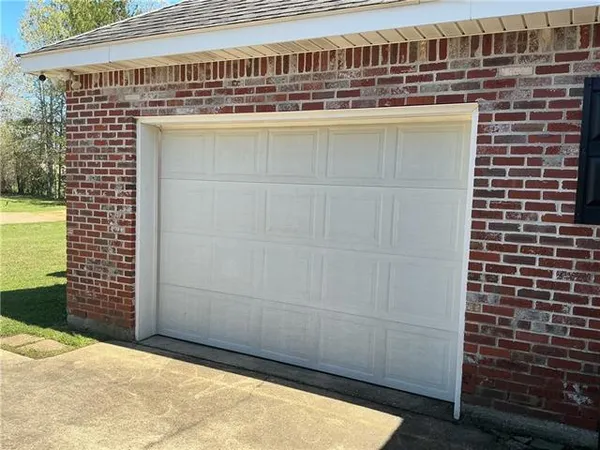 $1,750 | 18852 Mackie Court, Ponchatoula, LA 70454