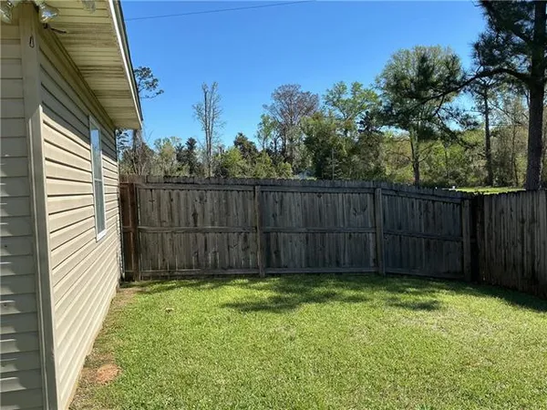$1,750 | 18852 Mackie Court, Ponchatoula, LA 70454