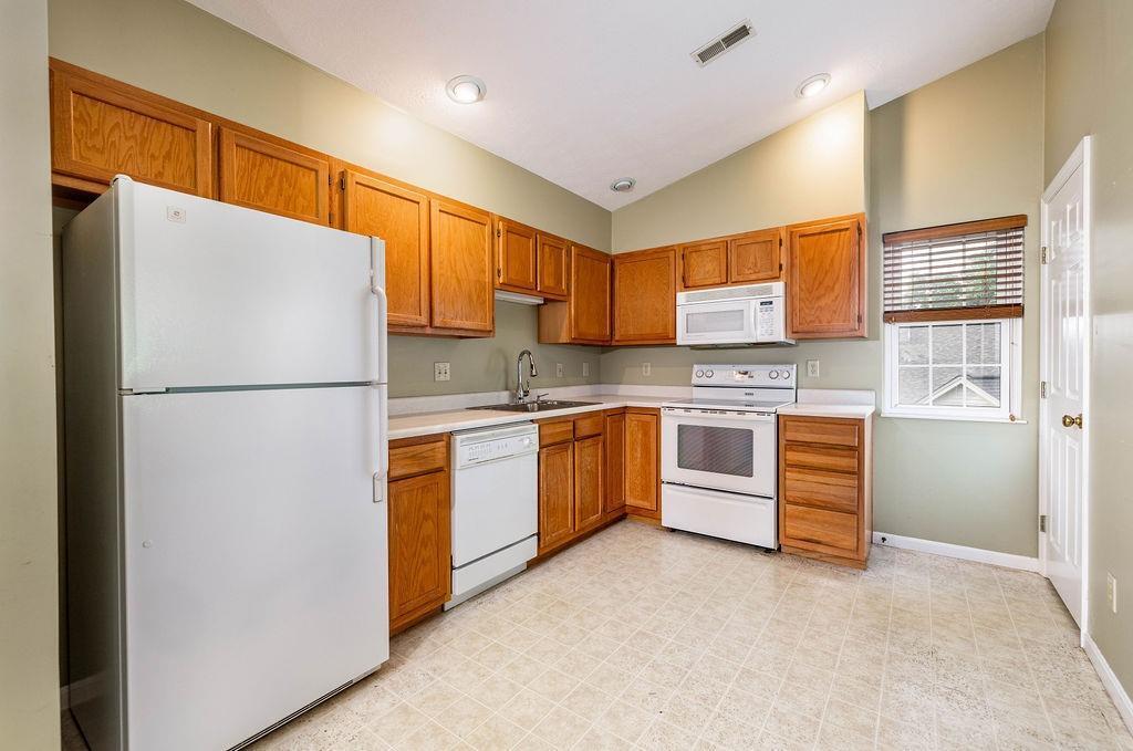 3681 West Galbraith Road, Unit 27 Cincinnati, OH 45247 - Photo 19 of 39 Gallery Image 19
