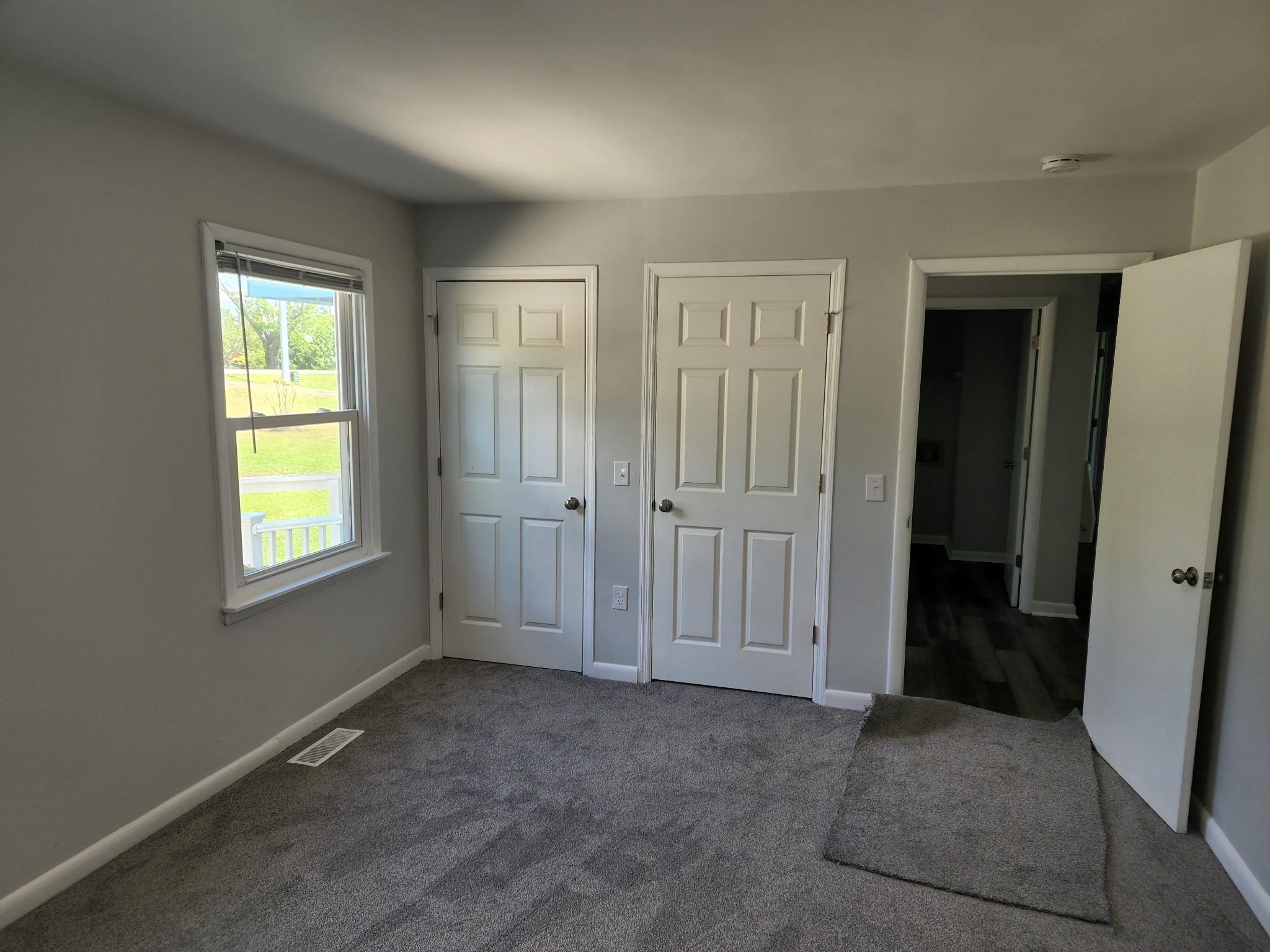 514 West Point Road Lawrenceburg, TN 38464 - Photo 11 of 25 a view of entryway with window