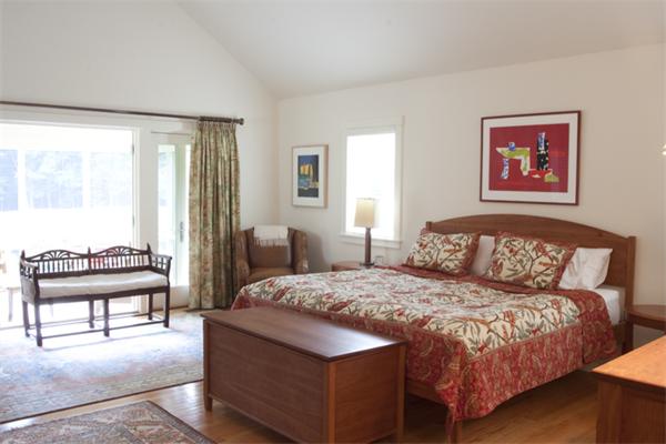 324 Audubon Road Northampton, MA 01053 - Photo 16 of 28 Gallery Image 16