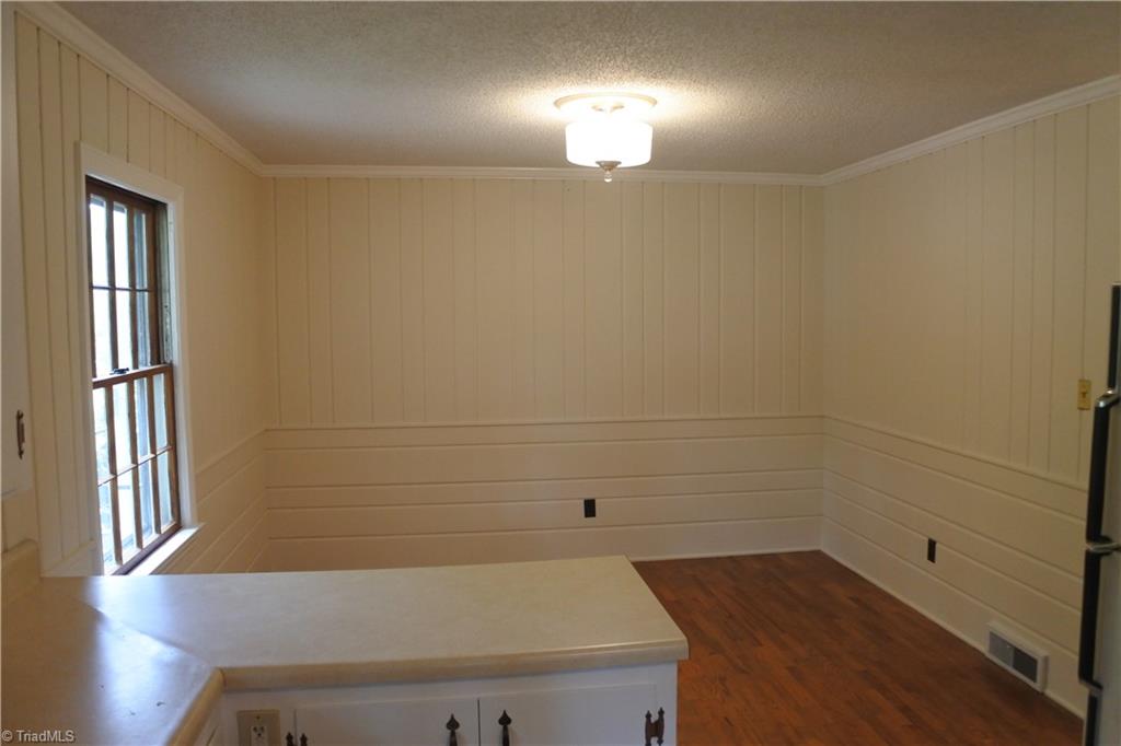 1523 Sharon Road Winston-Salem, NC 27103 - Photo 15 of 21 Gallery Image 15