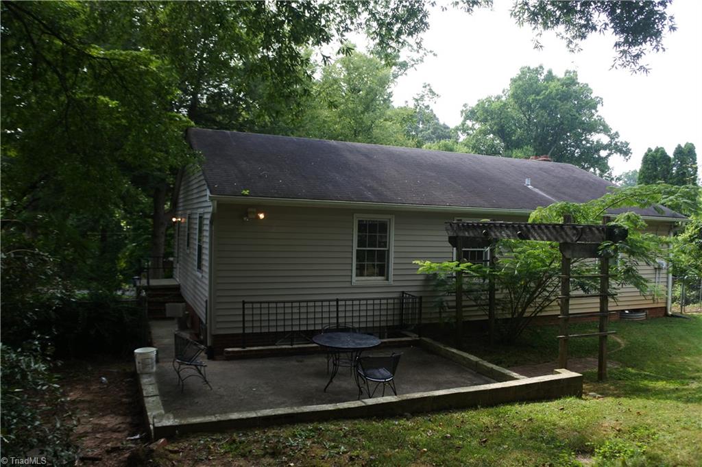 1523 Sharon Road Winston-Salem, NC 27103 - Photo 21 of 21 Gallery Image 21