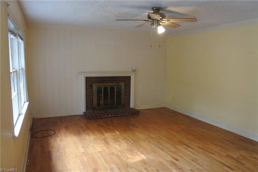 1523 Sharon Road Winston-Salem, NC 27103 - Photo 5 of 21 Gallery Image 5