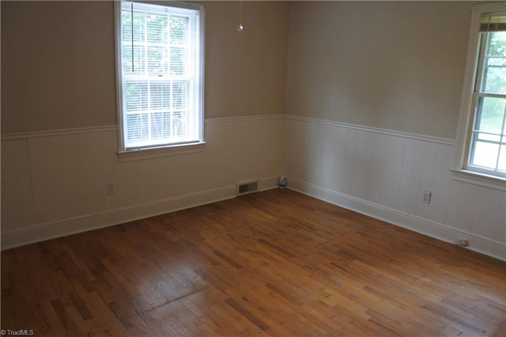1523 Sharon Road Winston-Salem, NC 27103 - Photo 7 of 21 Gallery Image 7