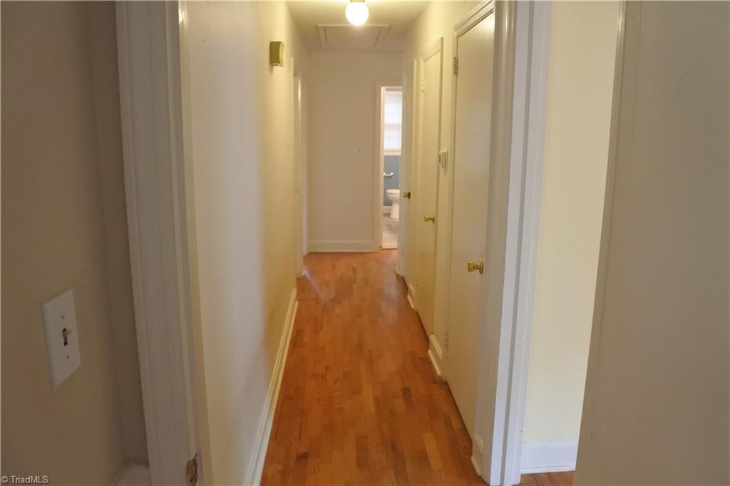 1523 Sharon Road Winston-Salem, NC 27103 - Photo 9 of 21 Gallery Image 9