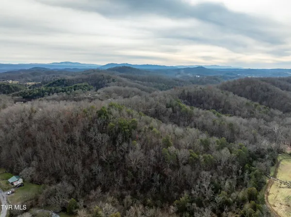 $825,000 | 355 North Austin Springs Road, Piney Flats, TN 37686