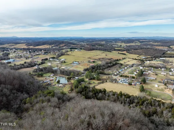 $825,000 | 355 North Austin Springs Road, Piney Flats, TN 37686