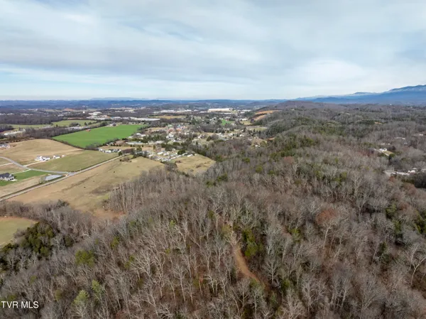 $825,000 | 355 North Austin Springs Road, Piney Flats, TN 37686
