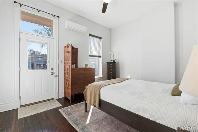 $296,000 | 4236 Swan Avenue, St. Louis, MO 63110