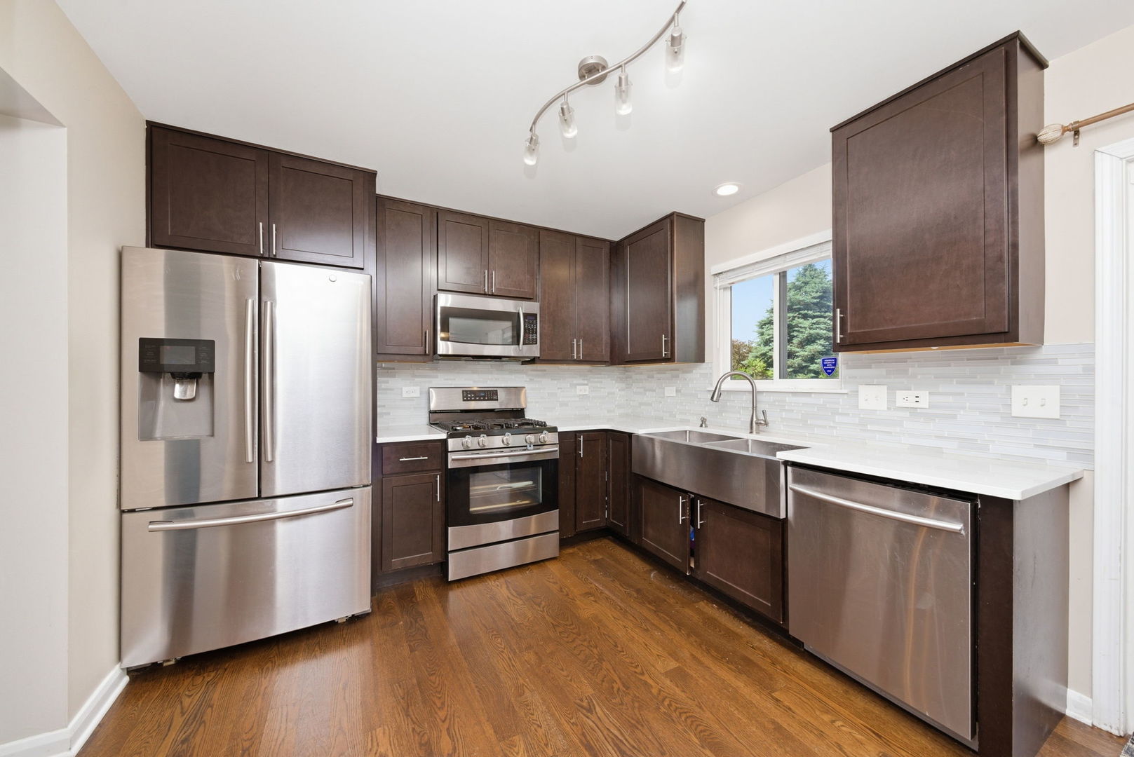 3417 Mustang Road Joliet, IL 60435 - Photo 7 of 30