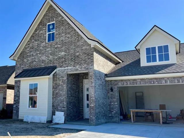 $615,500 | 2247 Nikal Drive, Lake Charles, LA 70605