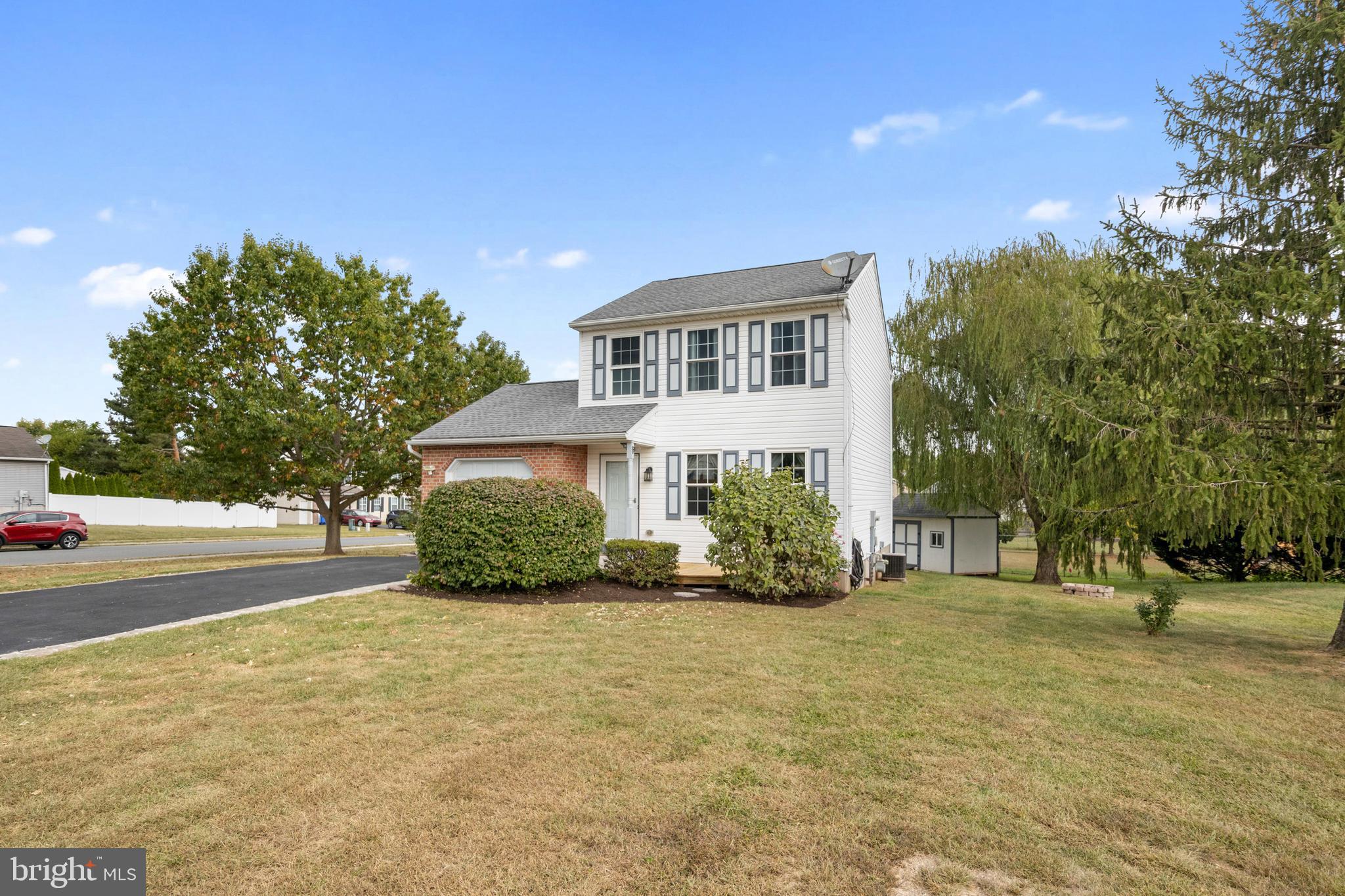 4013 Somerset Road Dover, PA 17315 - Photo 2 of 39 Gallery Image 2