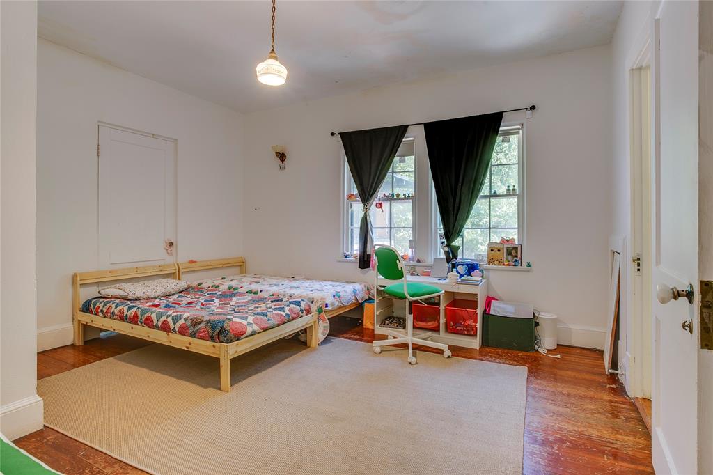 514 South Ravinia Drive Dallas, TX 75211 - Photo 23 of 40 Gallery Image 23