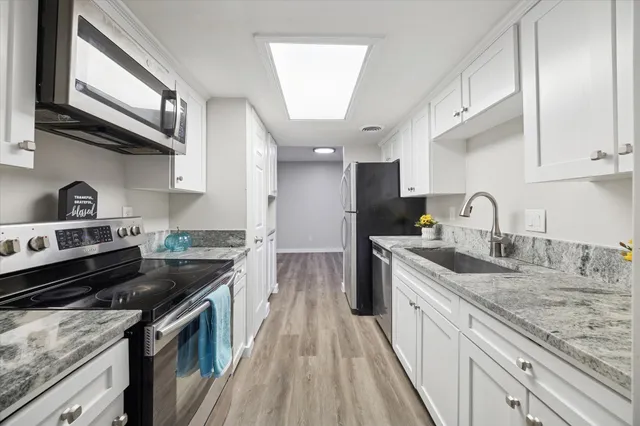 $1,795 | 12633 Memorial Drive, Unit 176, Houston, TX 77024