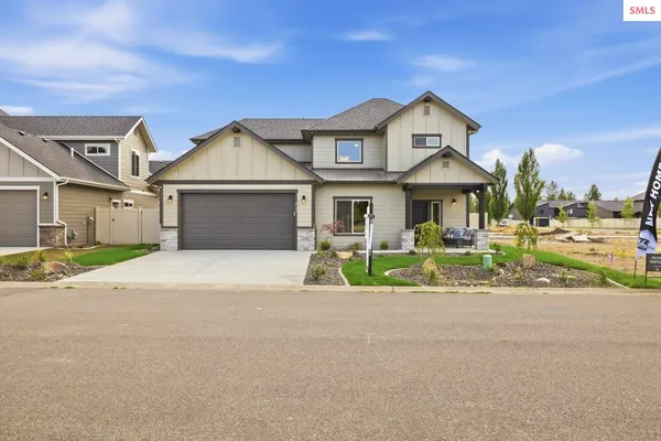 $584,900 | 8533 Avalanche Lane, Hayden, ID 83835