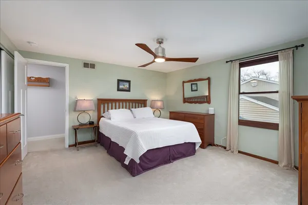 $649,000 | 208 South Birchwood Drive, Naperville, IL 60540