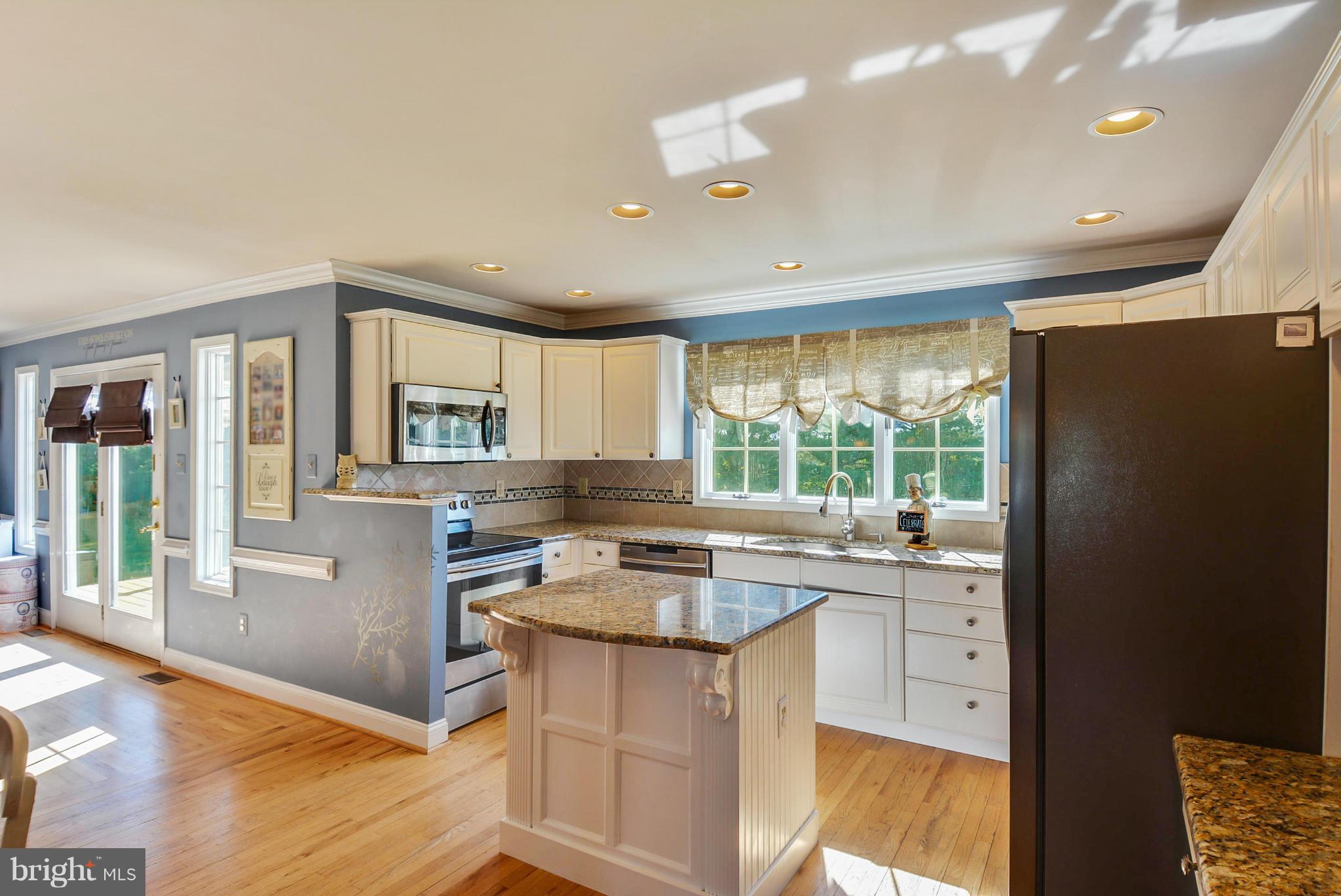3029 Lieb Road Parkton, MD 21120 - Photo 13 of 30 Updated Kitchen w/Granite