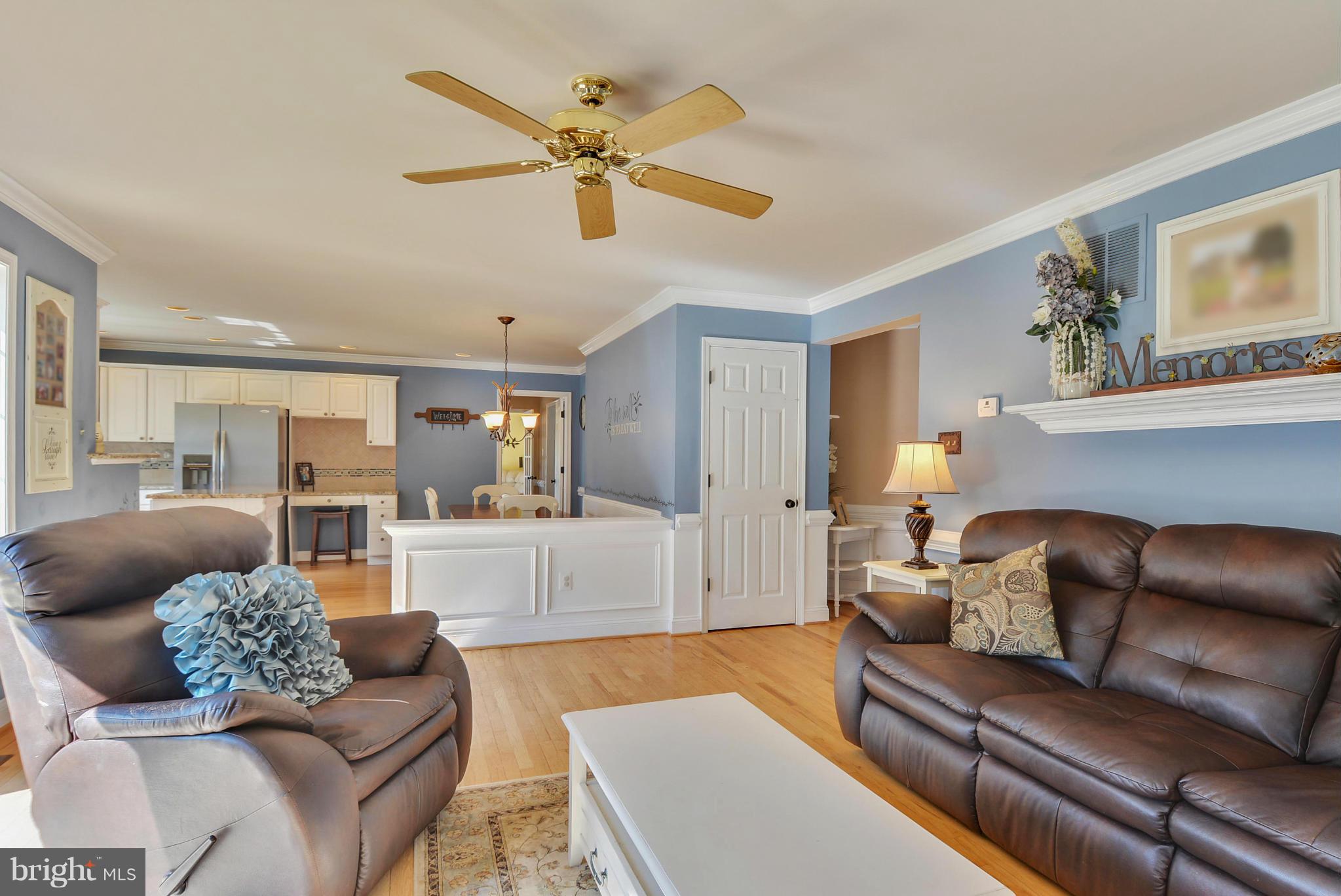 3029 Lieb Road Parkton, MD 21120 - Photo 16 of 30 Family Room with Hardwood Floors