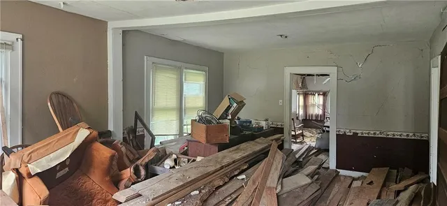 $39,900 | 501 Erwin Street, Urich, MO 64788