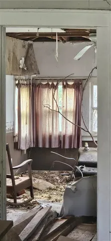 $39,900 | 501 Erwin Street, Urich, MO 64788