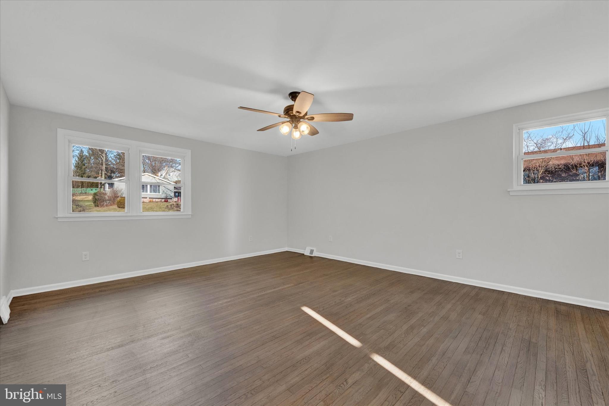 424 Falcon Road Norristown, PA 19403 - Photo 16 of 27 Gallery Image 16