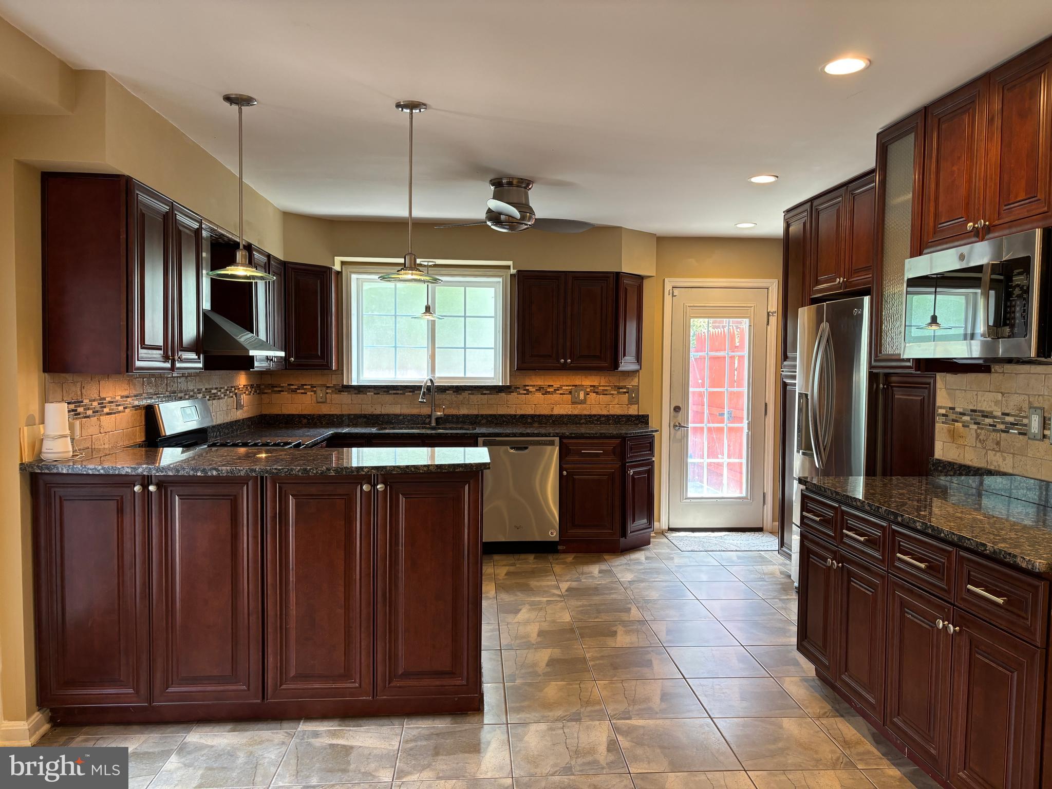 3913 Parsons Road Chevy Chase, MD 20815 - Photo 24 of 43 Kitchen