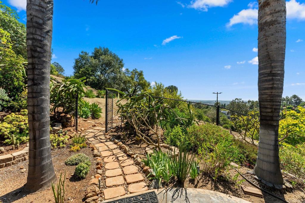 1829 Elevado Road Vista, CA 92084 - Photo 48 of 62
