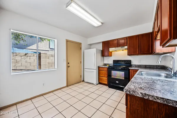 $850 | 336 West 5th Place, Unit 1, Mesa, AZ 85201