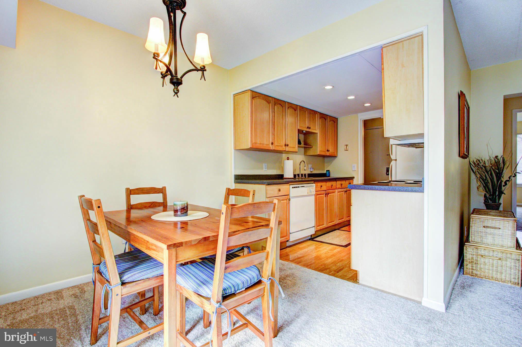 11615 Stoneview Square, Unit 11 Reston, VA 20191 - Photo 7 of 22 Dining Room
