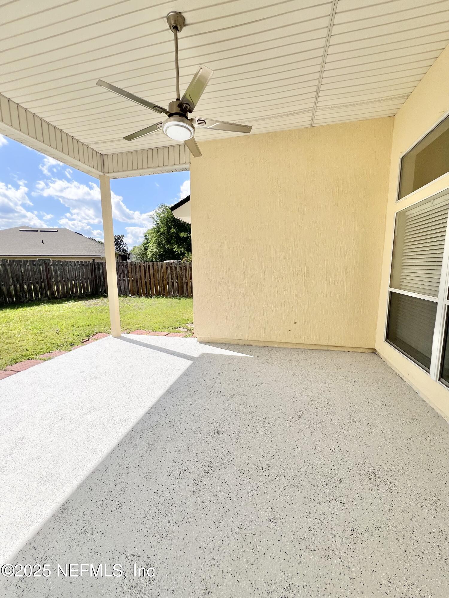 389 Sparrow Branch Circle St. Johns, FL 32259 - Photo 36 of 46 a view of a room with porch and a table