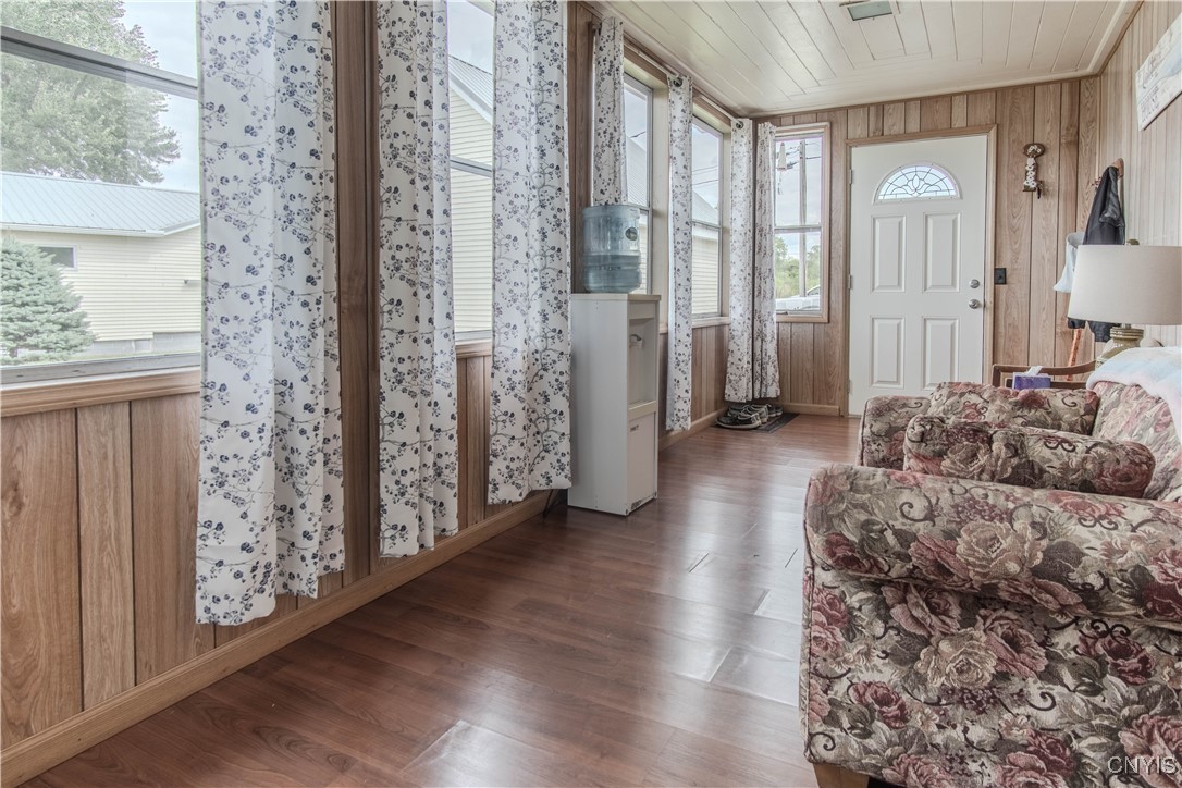 18121 Howes Shore Road Sackets Harbor, NY 13685 - Photo 22 of 40