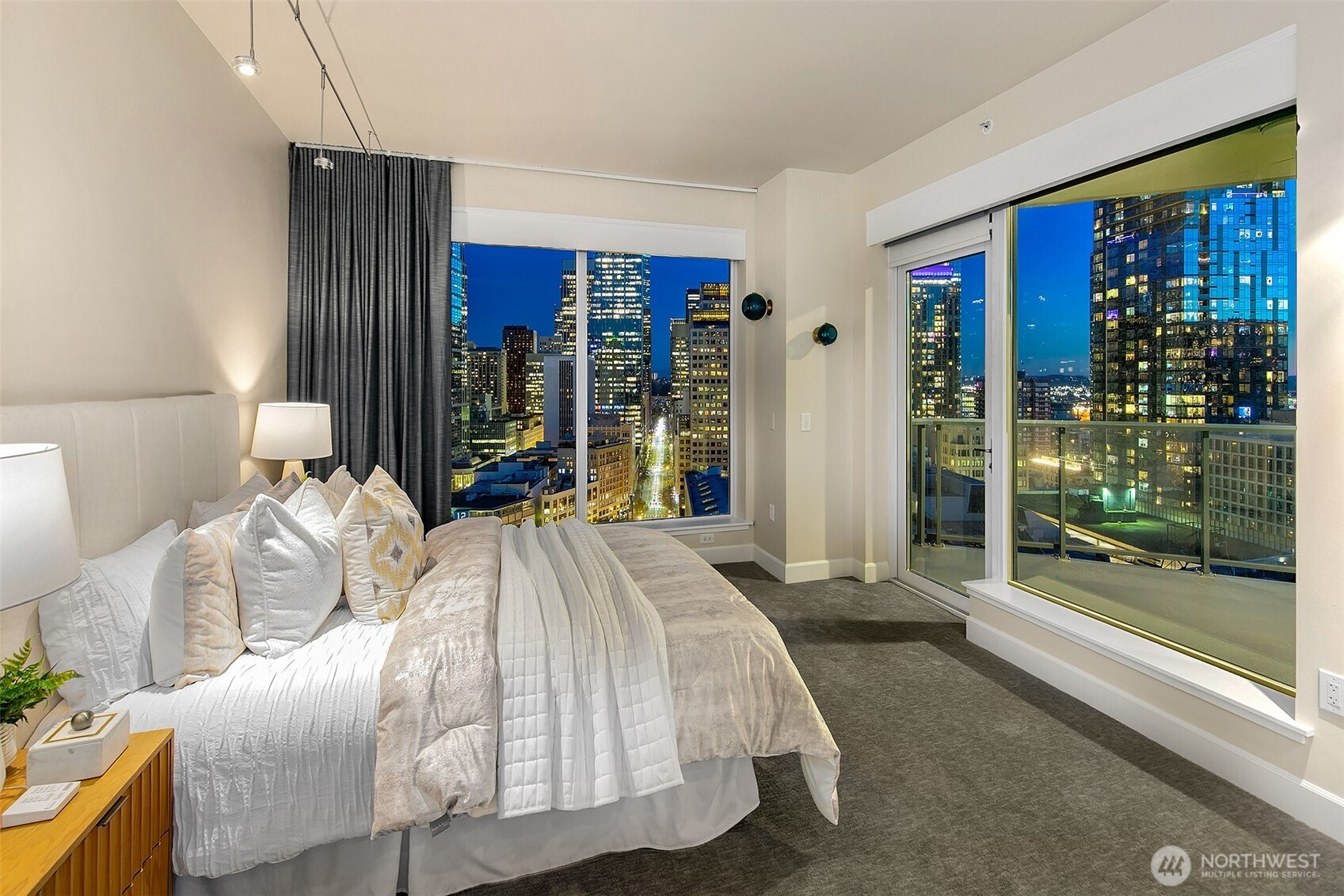1920 4th Avenue, Unit 2104 Seattle, WA 98101 - Photo 21 of 39
