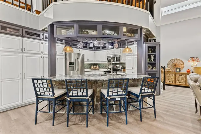 $1,200,000 | 692 Private Road 5937, Emory, TX 75440