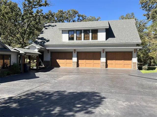 $1,200,000 | 692 Private Road 5937, Emory, TX 75440