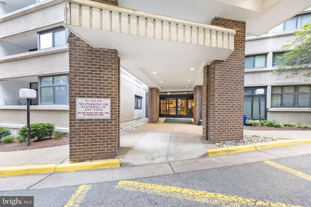 a view of a house with swimming pool