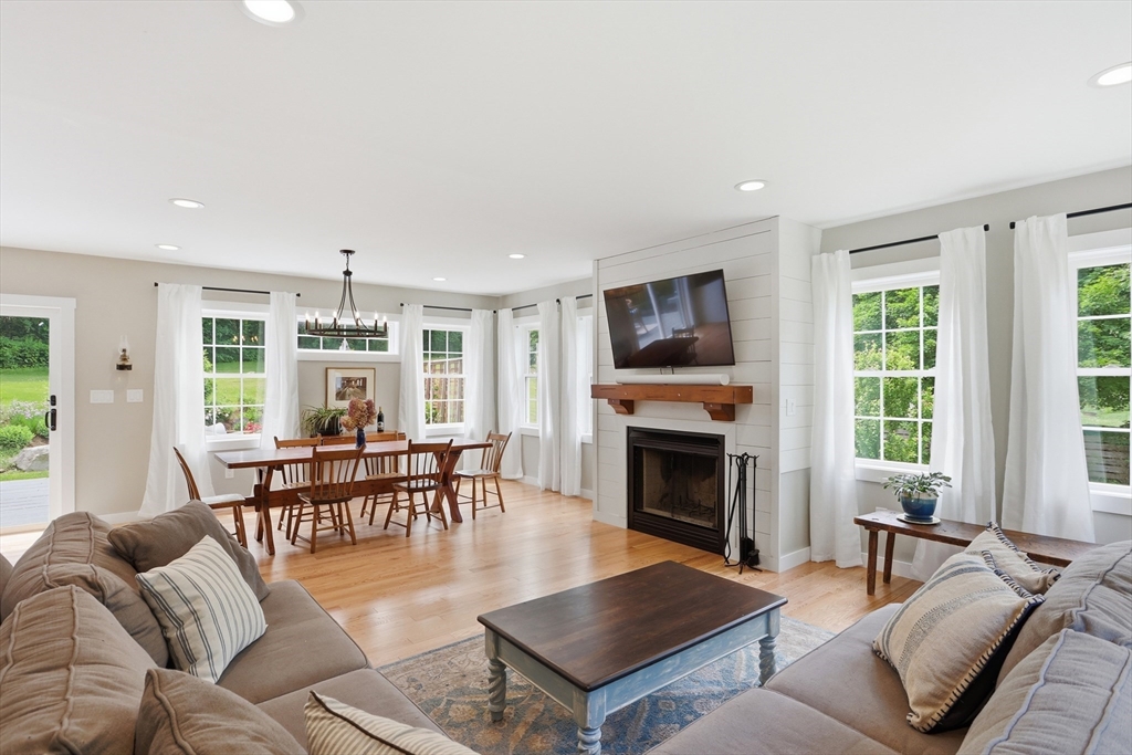 57 Berlin Road Bolton, MA 01740 - Photo 6 of 42