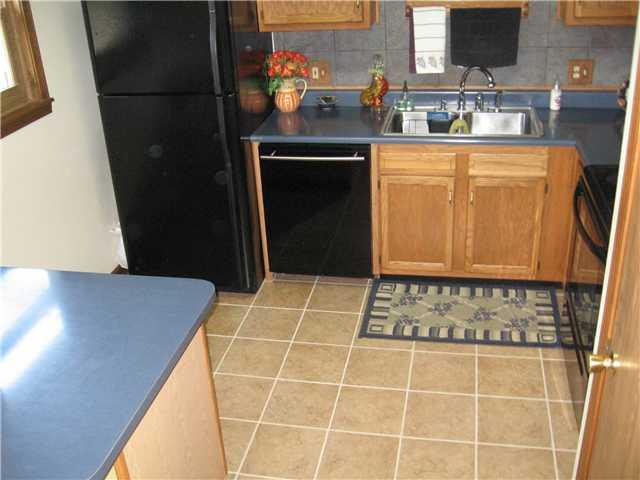 8410 South Franklin Road Indianapolis, IN 46259 - Photo 5 of 12 Gallery Image 5