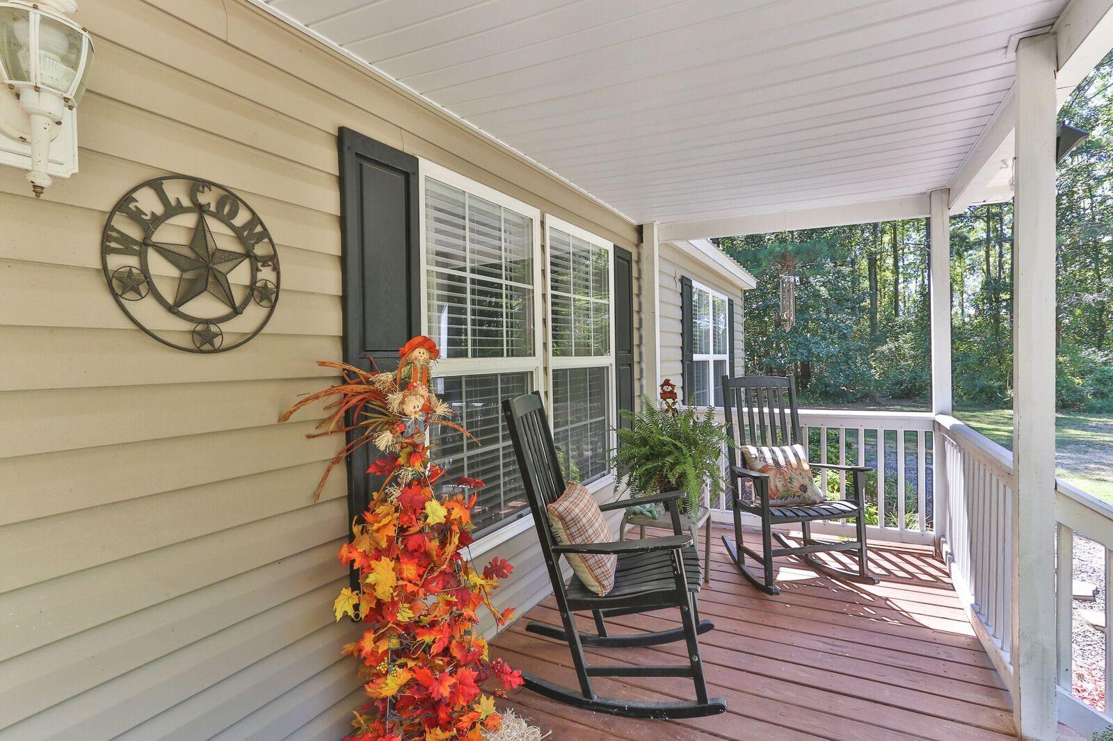 133 Champ Terry Road Hamlet, NC 28345 - Photo 3 of 25 Front Porch