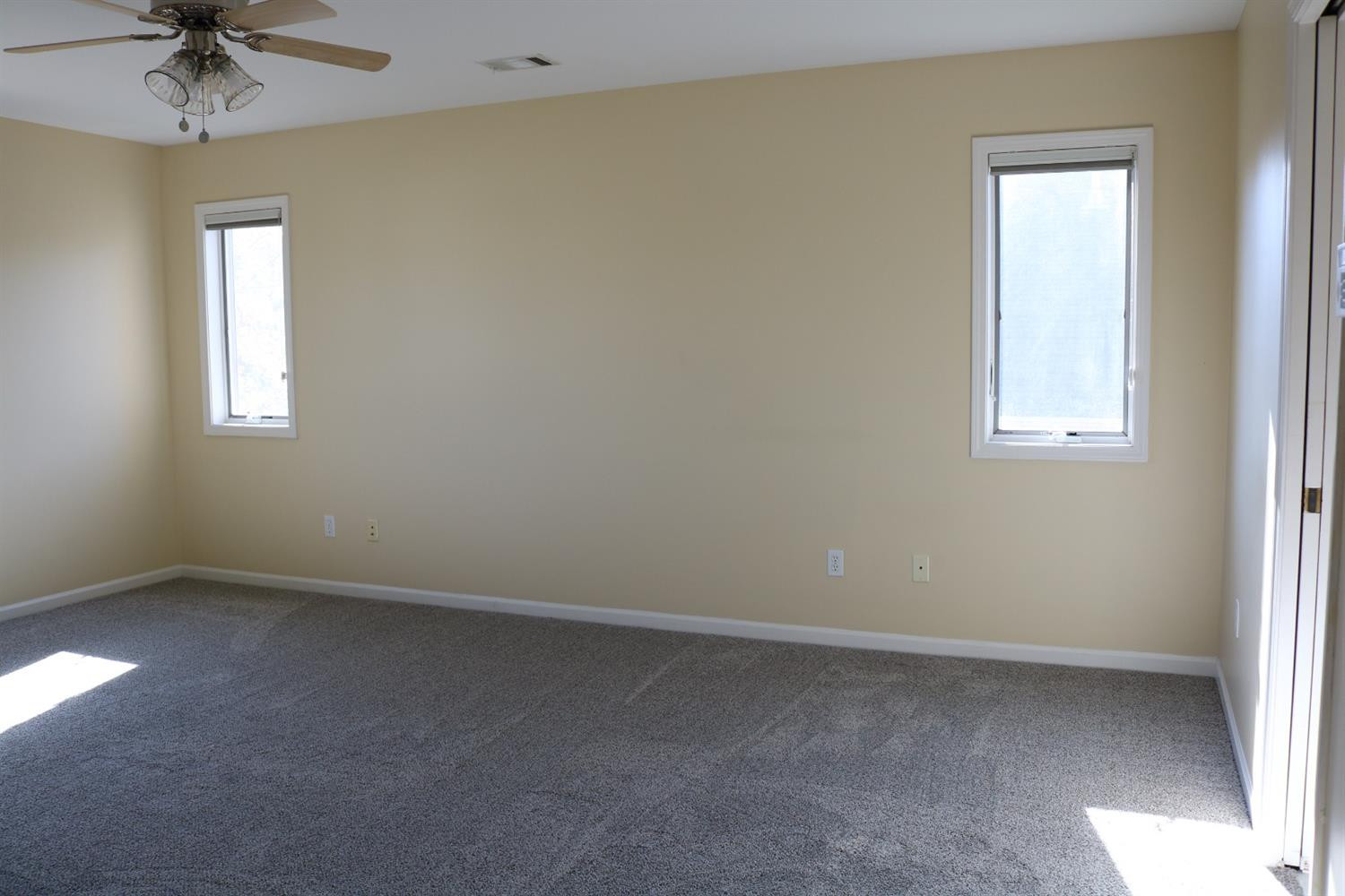 9939 Sequoia Lane Munster, IN 46321 - Photo 17 of 41 an empty room with a window